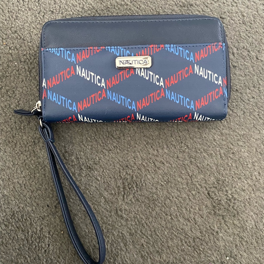 NWOT Nautica Navy Logo-Print Zip Wristlet with Red & White Accents